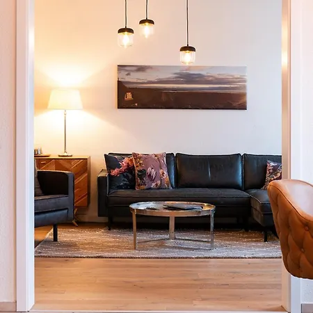 Apartment Gruenderzeit-Wohnung Stadtmitte Mit Balkon