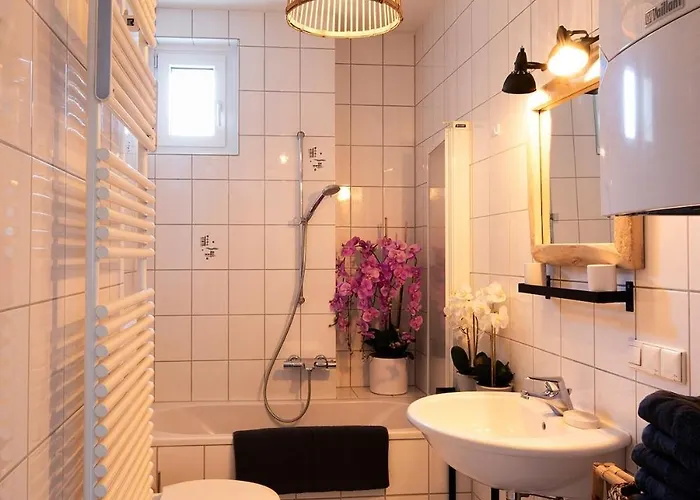 Gründerzeit-wohnung Stadtmitte Mit Sonnenverwöhntem Balkon Fulda